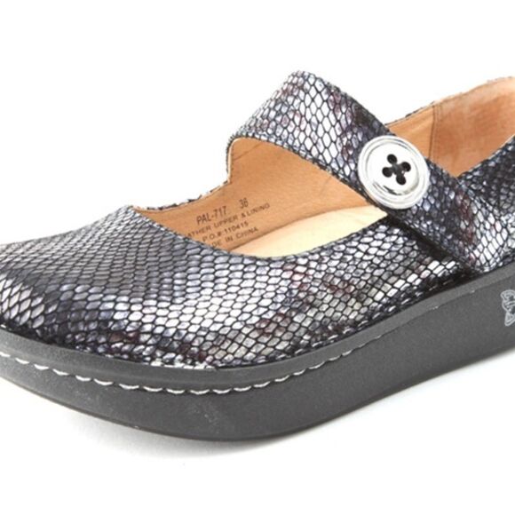 Alegria Paloma Pewter Embossed Flats Sz 40… - Picture 2 of 7